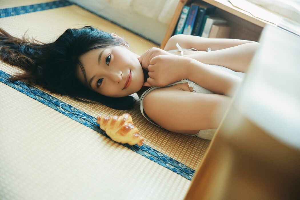 YiTuYu艺图语 Vol.9929 Xiao U (48P)