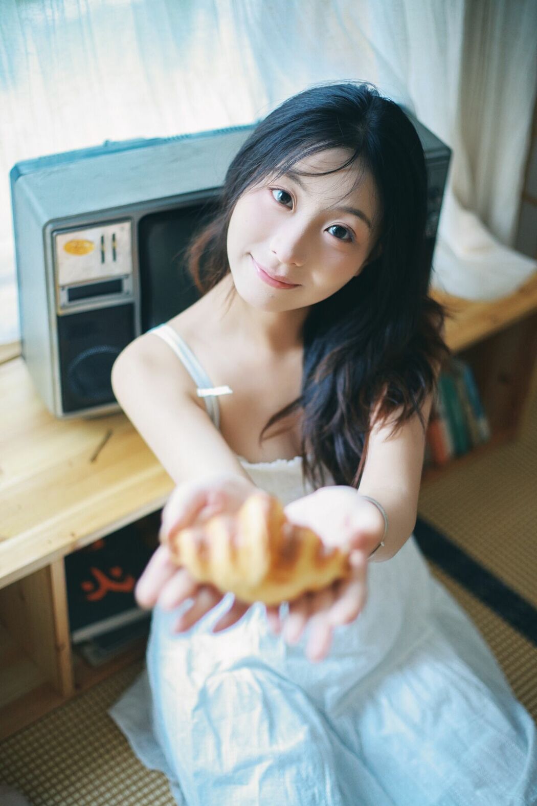 YiTuYu艺图语 Vol.9929 Xiao U (48P)