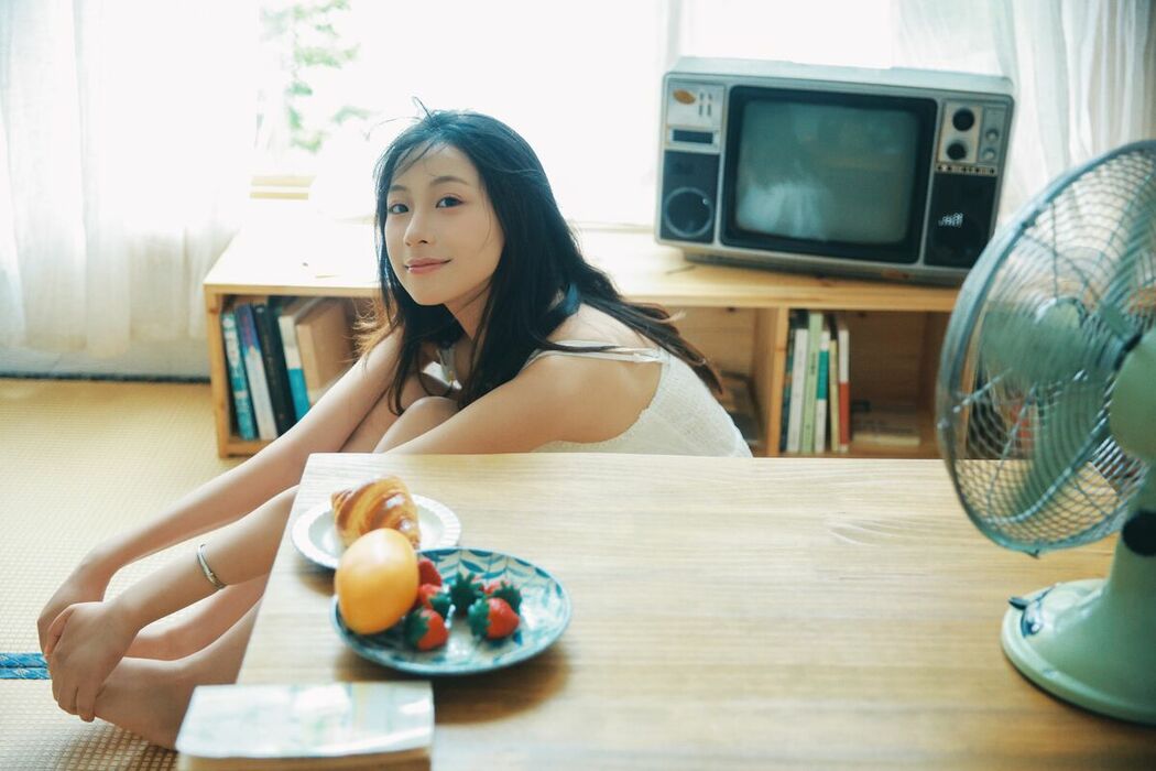 YiTuYu艺图语 Vol.9929 Xiao U (48P)