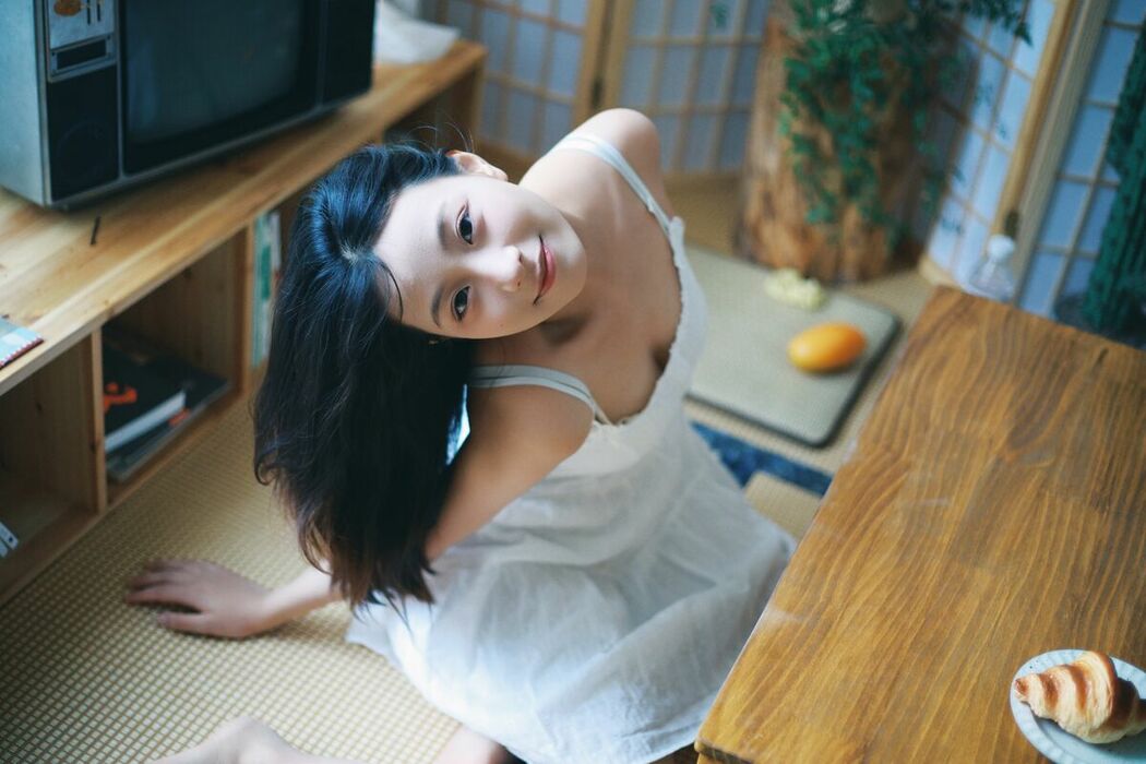 YiTuYu艺图语 Vol.9929 Xiao U (48P)