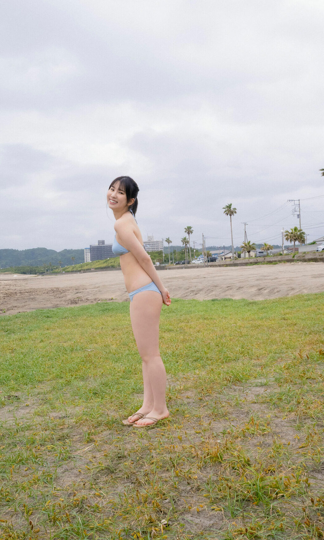 JP Nozomi Nishio 西尾希美 – 写真集 七色モラトリアム (51P)