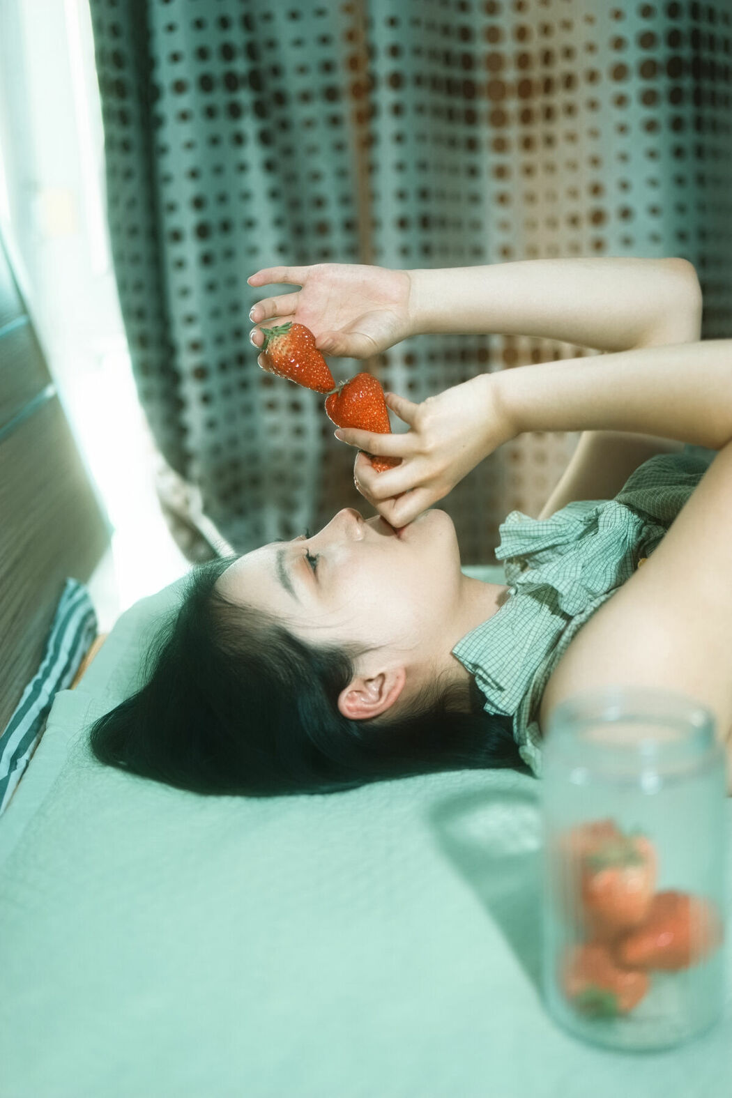 YiTuYu艺图语 Vol.9932 Kiri Kiri (15P)