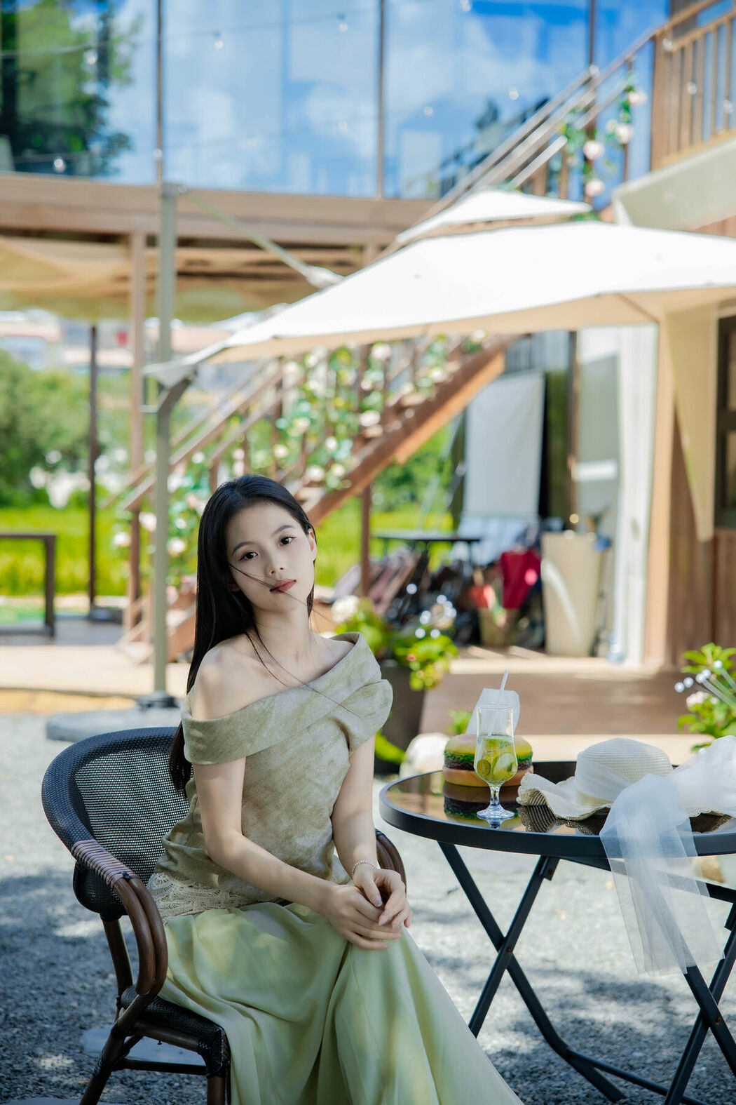 YiTuYu艺图语 Vol.9933 Chen Shi Er Ing (36P)
