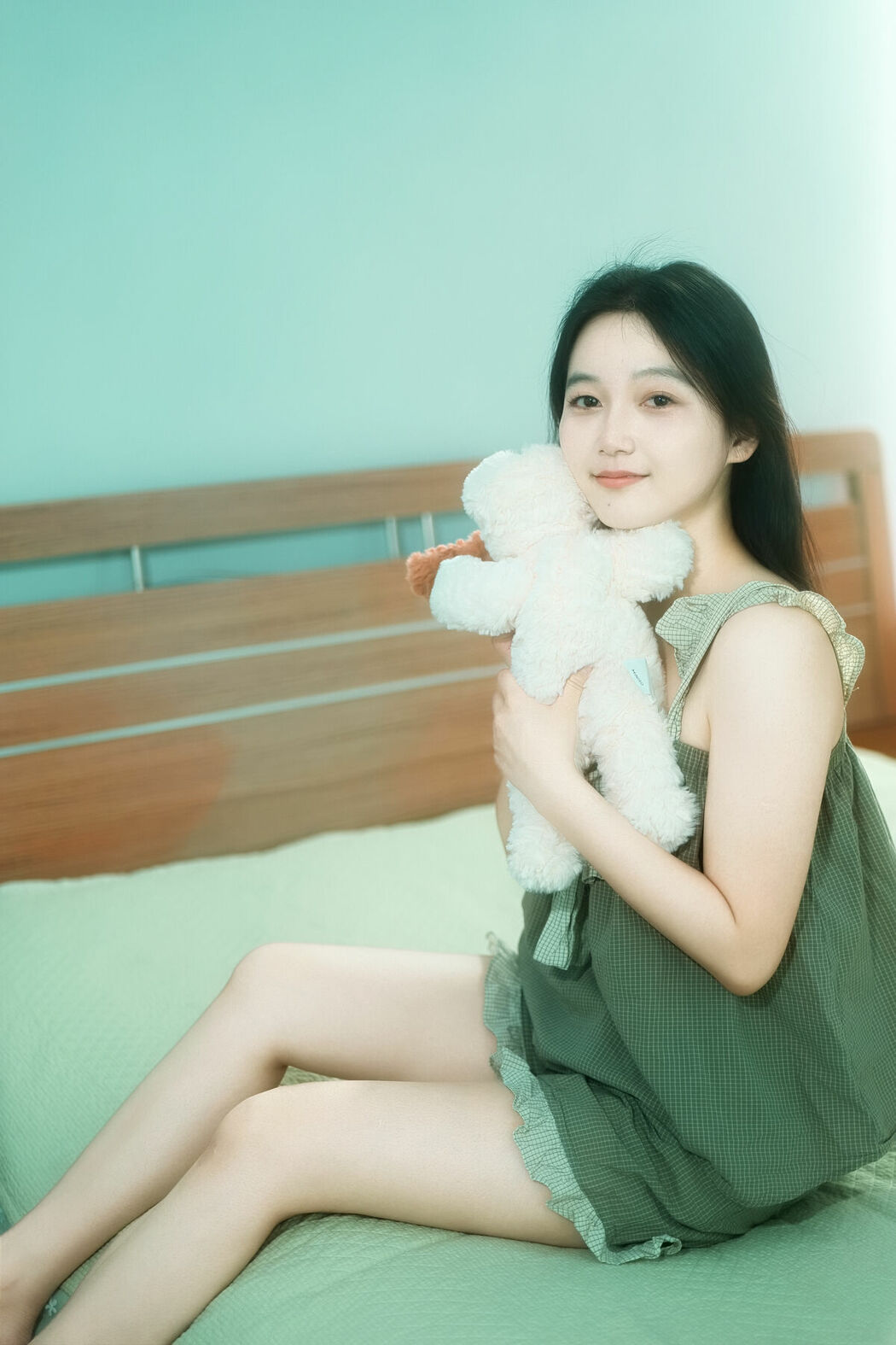 YiTuYu艺图语 Vol.9932 Kiri Kiri (15P)