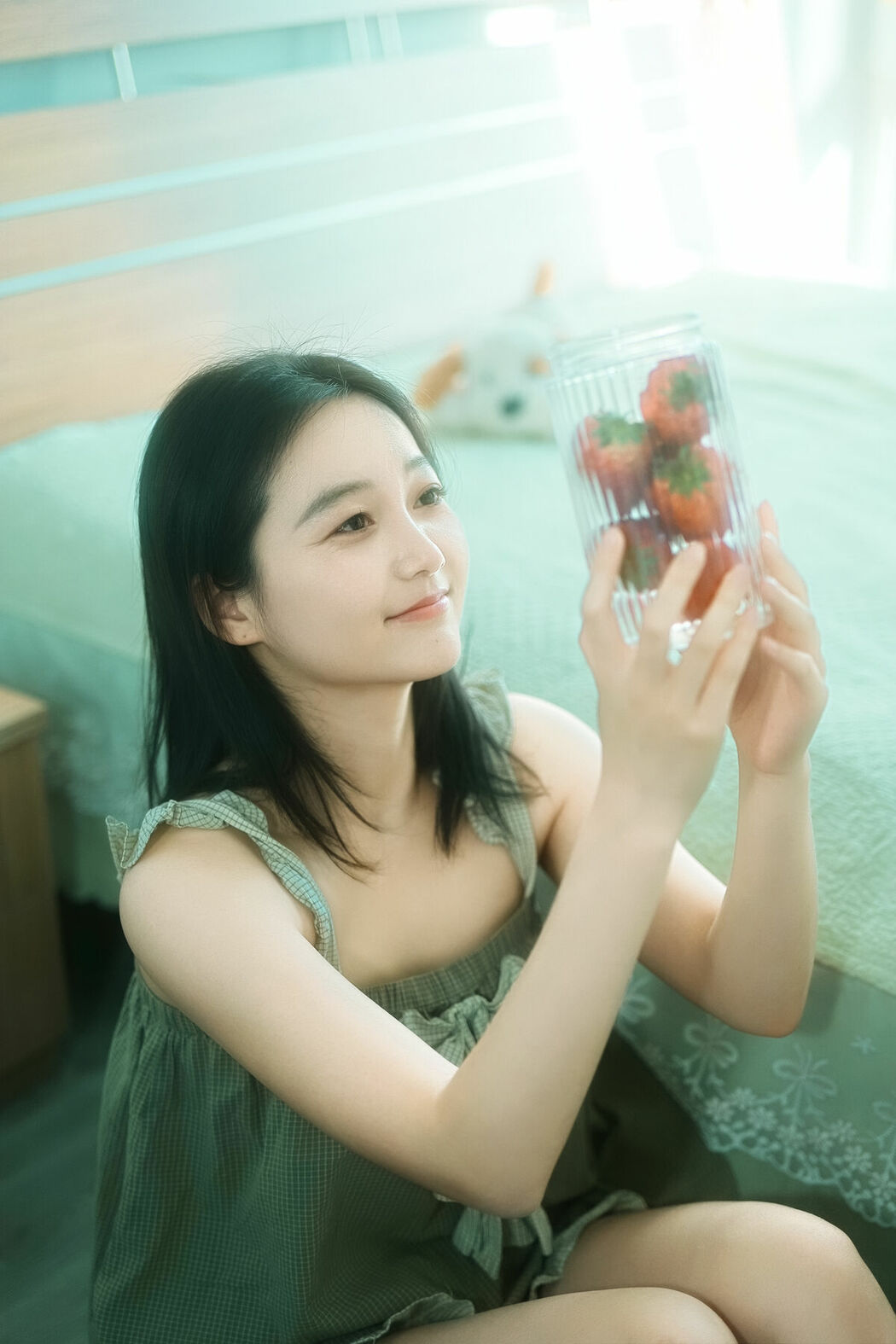 YiTuYu艺图语 Vol.9932 Kiri Kiri (15P)