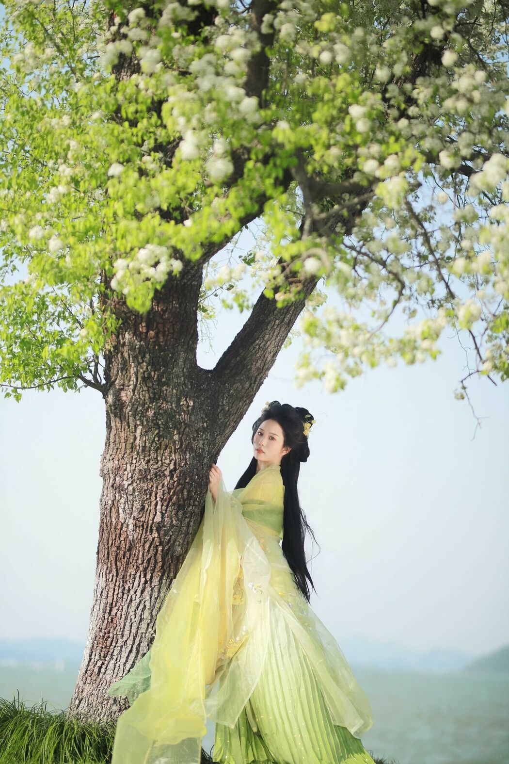 YiTuYu艺图语 Vol.9934 Han Han Ting (28P)