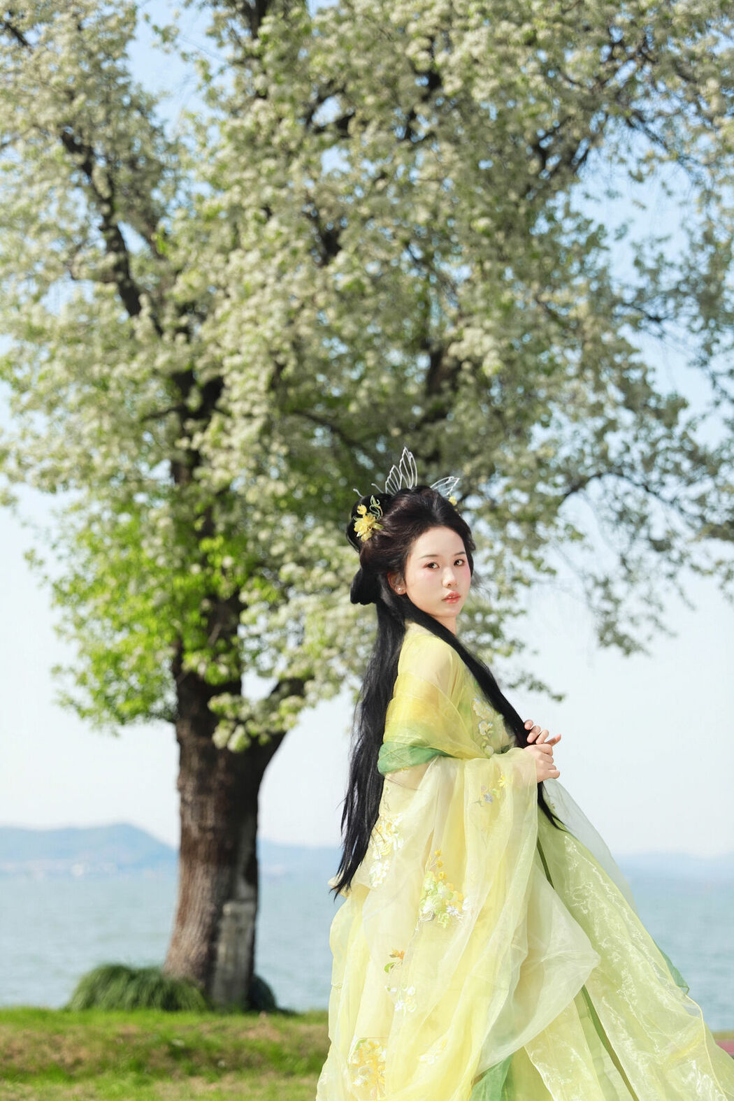 YiTuYu艺图语 Vol.9934 Han Han Ting (28P)
