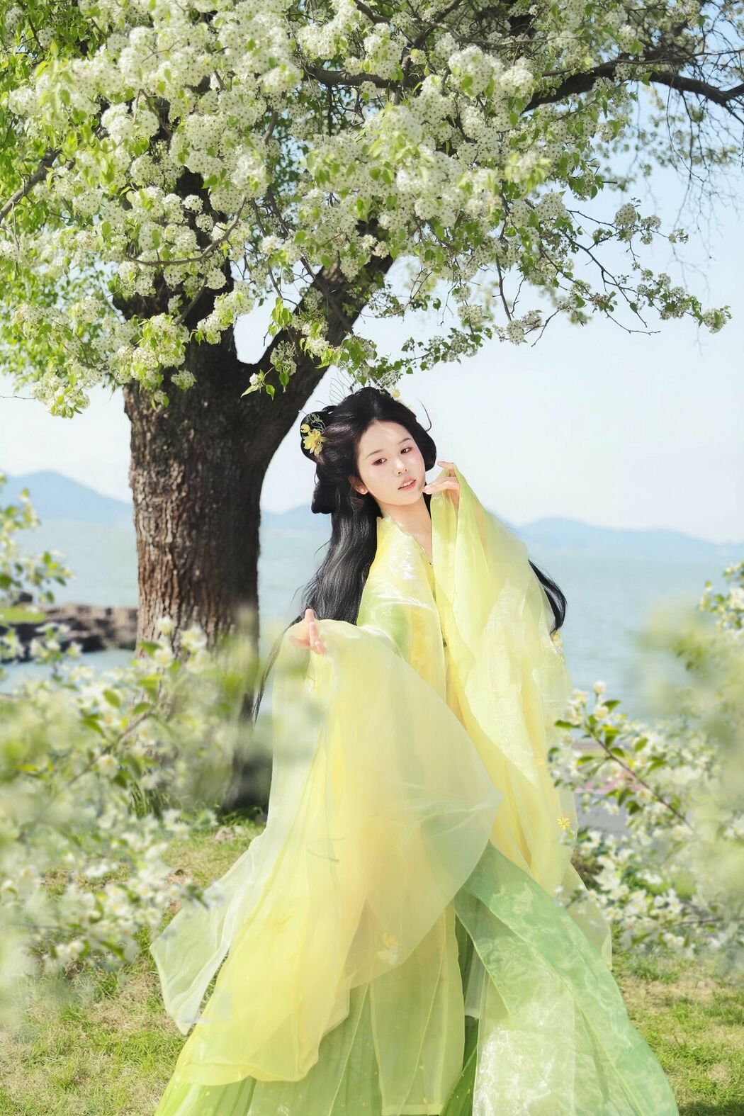 YiTuYu艺图语 Vol.9934 Han Han Ting (28P)