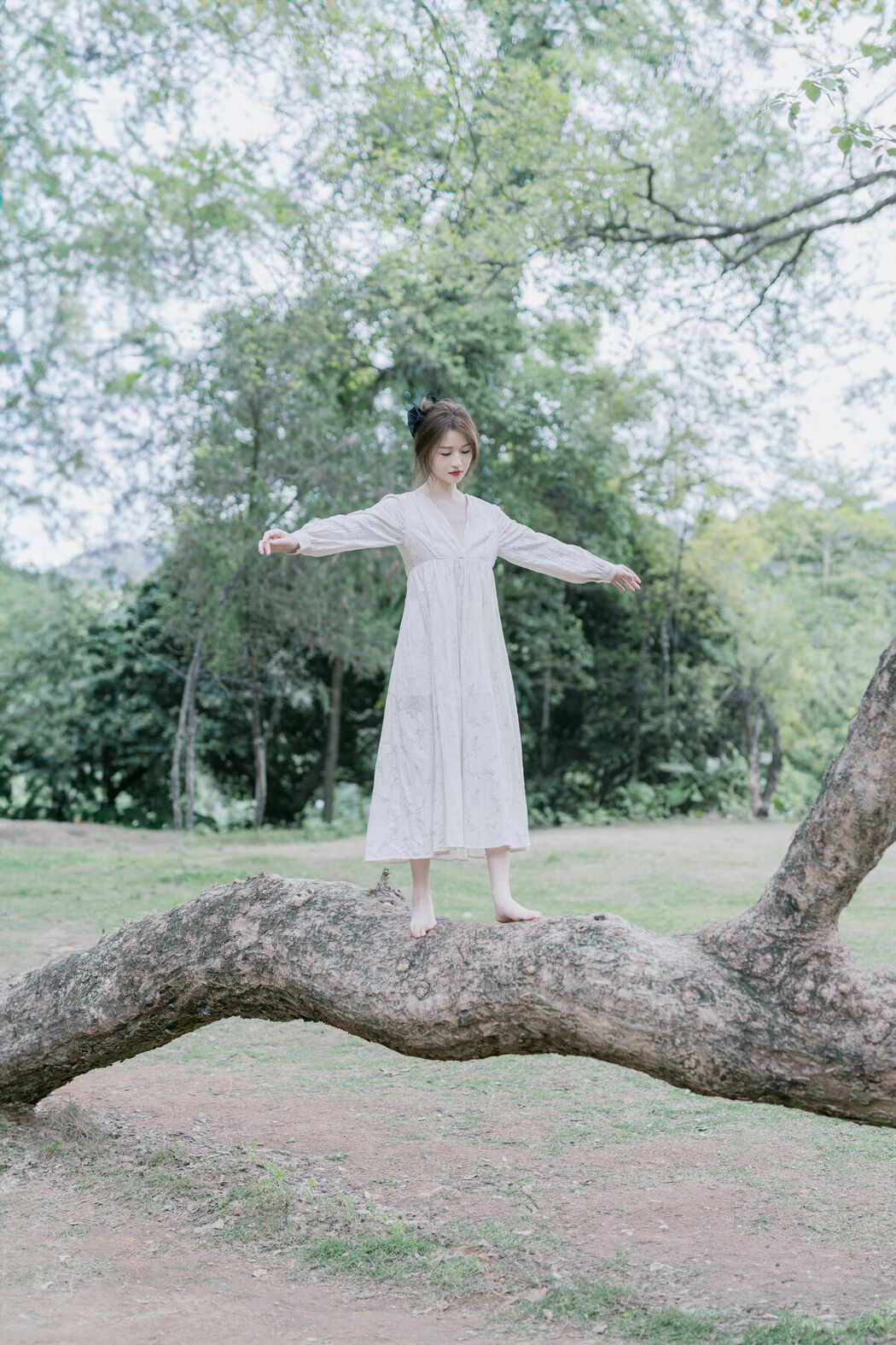 YiTuYu艺图语 Vol.9937 Xiao Kai (32P)