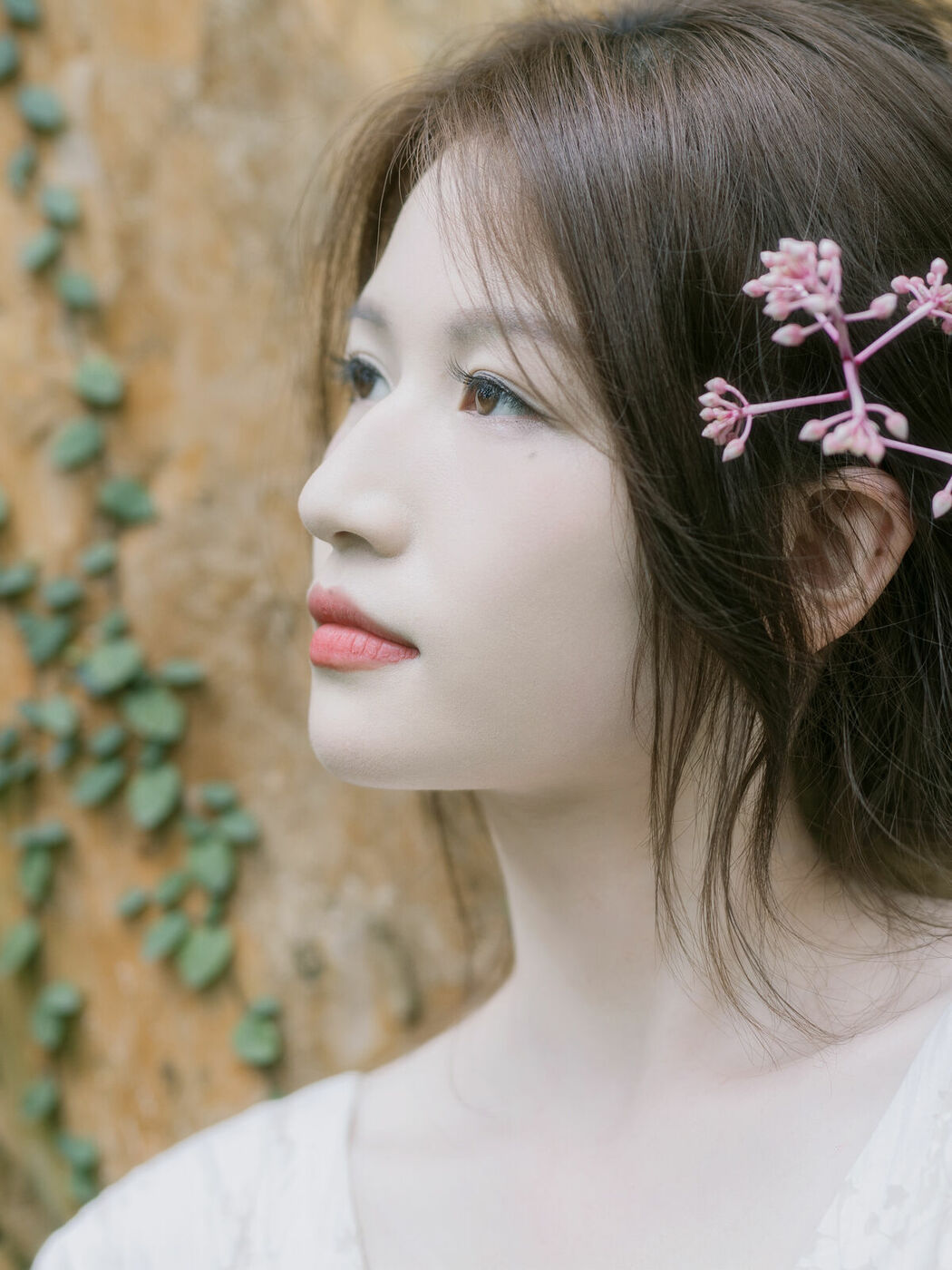 YiTuYu艺图语 Vol.9937 Xiao Kai (32P)
