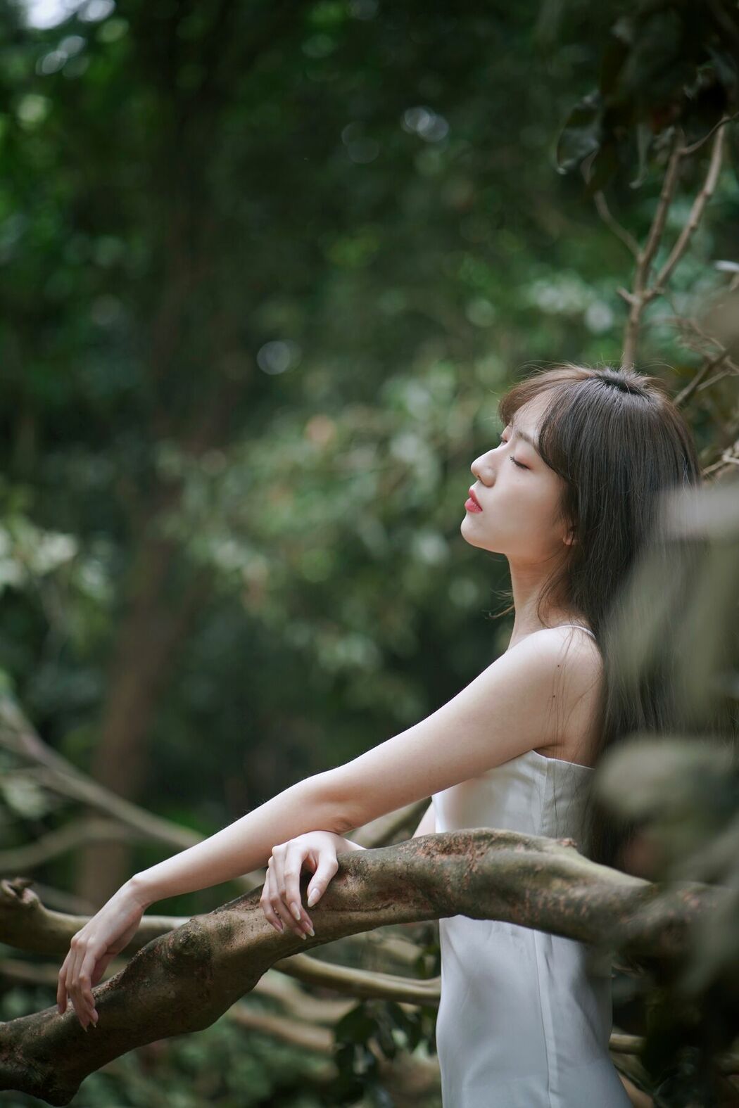 YiTuYu艺图语 Vol.9935 KK (21P)