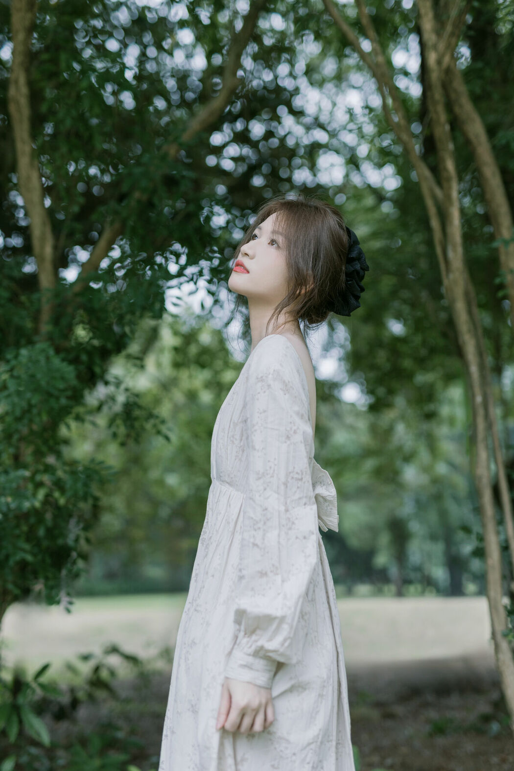 YiTuYu艺图语 Vol.9937 Xiao Kai (32P)