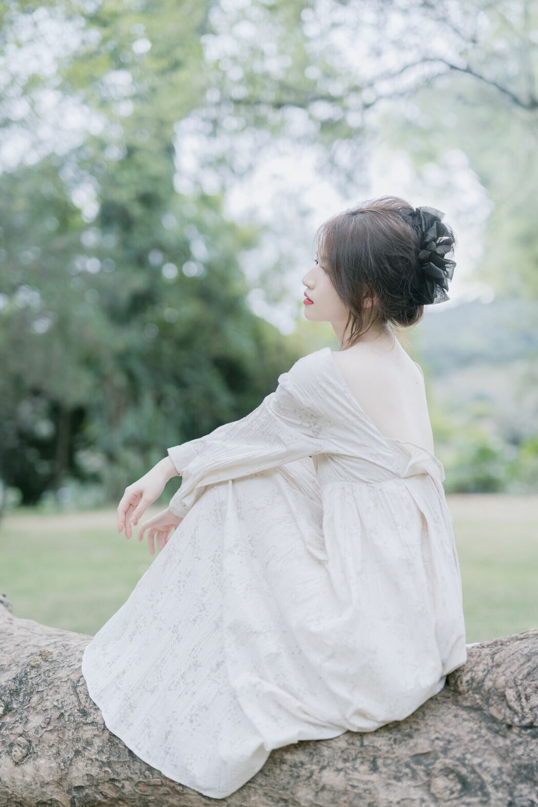 YiTuYu艺图语 Vol.9937 Xiao Kai (32P)