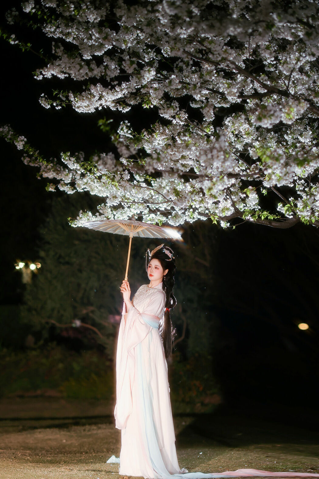YiTuYu艺图语 Vol.9938 Ye Zi (17P)