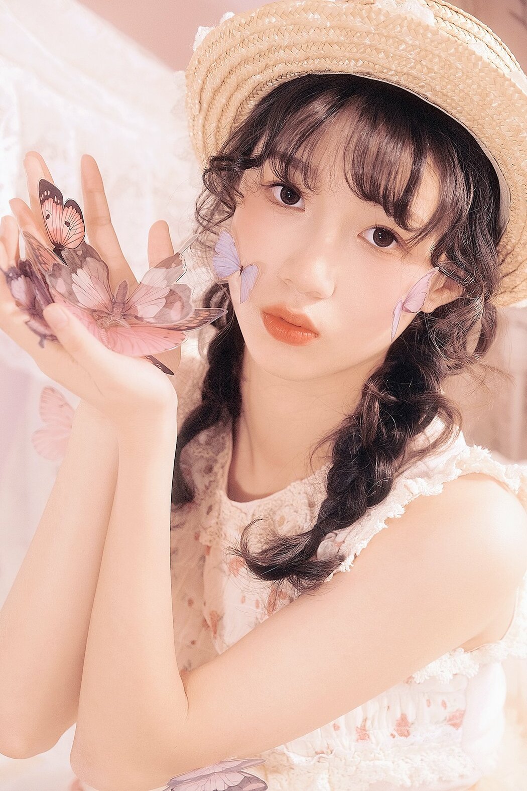 YiTuYu艺图语 Vol.9942 Ya Ya (20P) Cover Photo