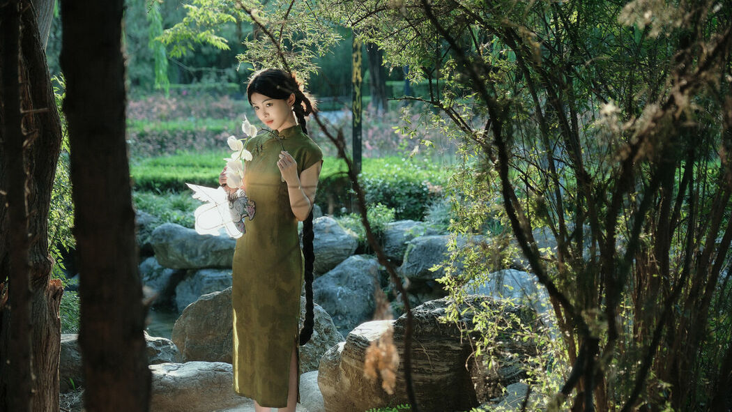 YiTuYu艺图语 Vol.9941 Chen Zi He (22P)
