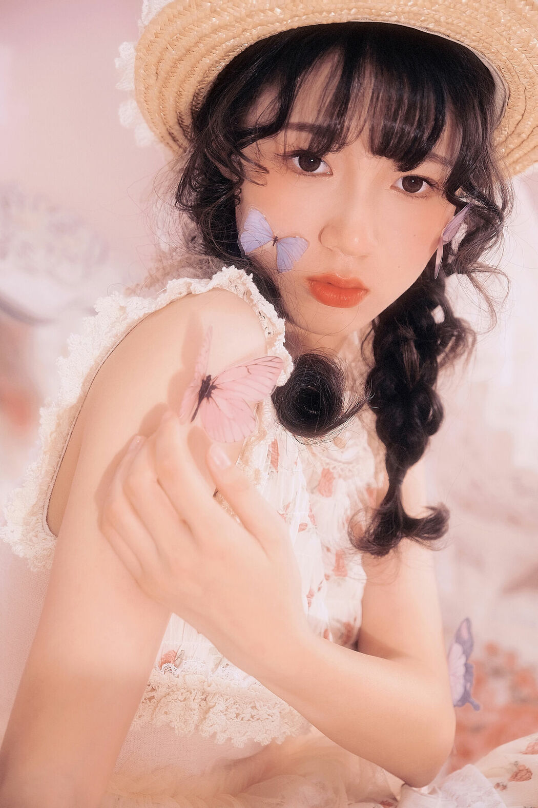 YiTuYu艺图语 Vol.9942 Ya Ya (20P)