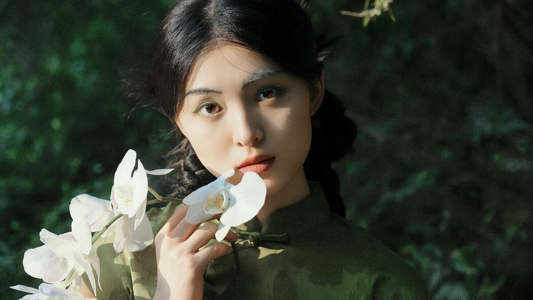 YiTuYu艺图语 Vol.9941 Chen Zi He (22P)