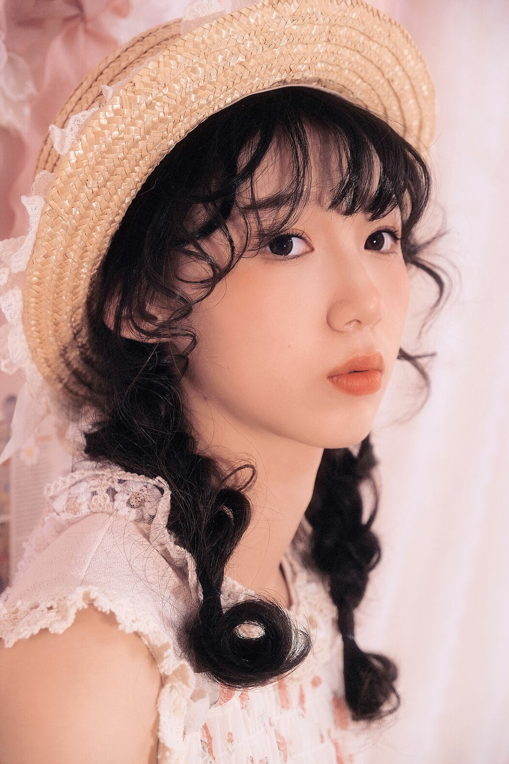 YiTuYu艺图语 Vol.9942 Ya Ya (20P)