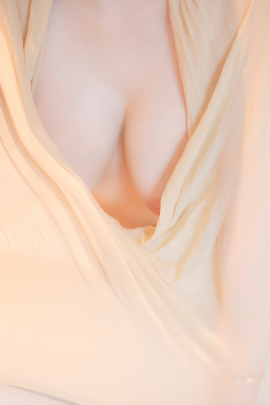 内购无水印 Yu An An 余安安 – 秀人网模特 透视 Part01 (54P)