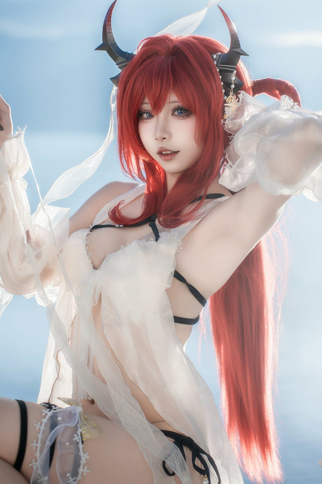 Coser@纸悦Etsu_ko – 明日方舟 史尔特尔 泳装 (38P) Cover Photo