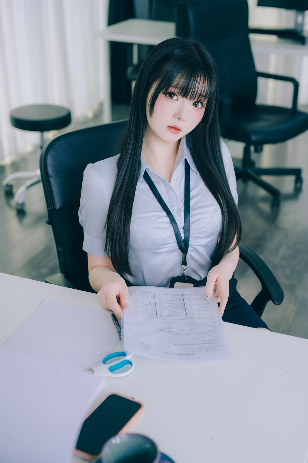 Coser@霜月shimo – DL写真集 Shimo Secret Office Vol.02 Part01 (71P)