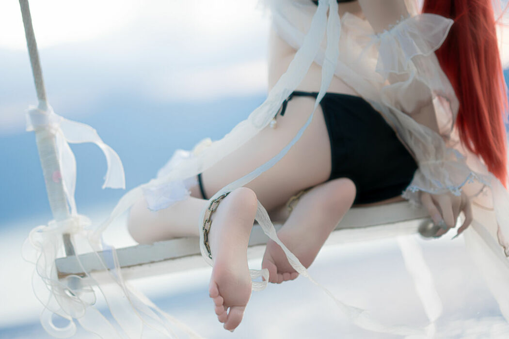 Coser@纸悦Etsu_ko – 明日方舟 史尔特尔 泳装 (38P)