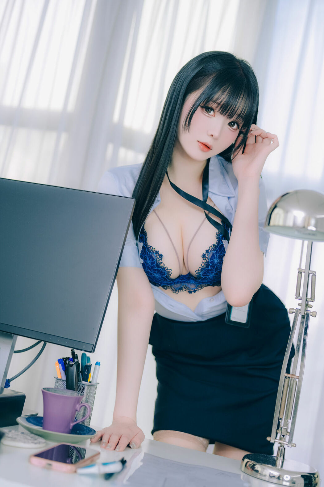 Coser@霜月shimo – DL写真集 Shimo Secret Office Vol.02 Part01 (71P)