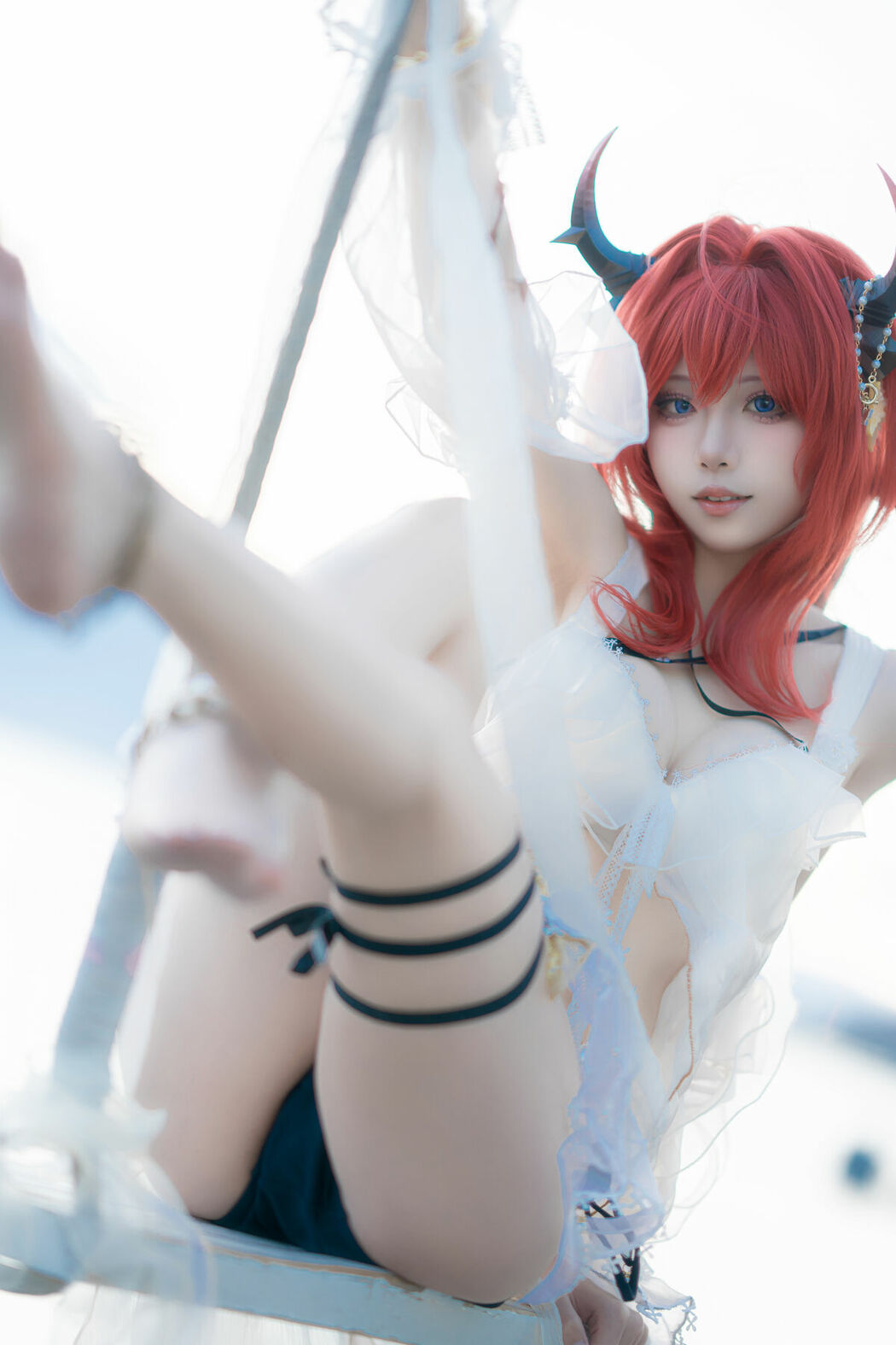 Coser@纸悦Etsu_ko – 明日方舟 史尔特尔 泳装 (38P)
