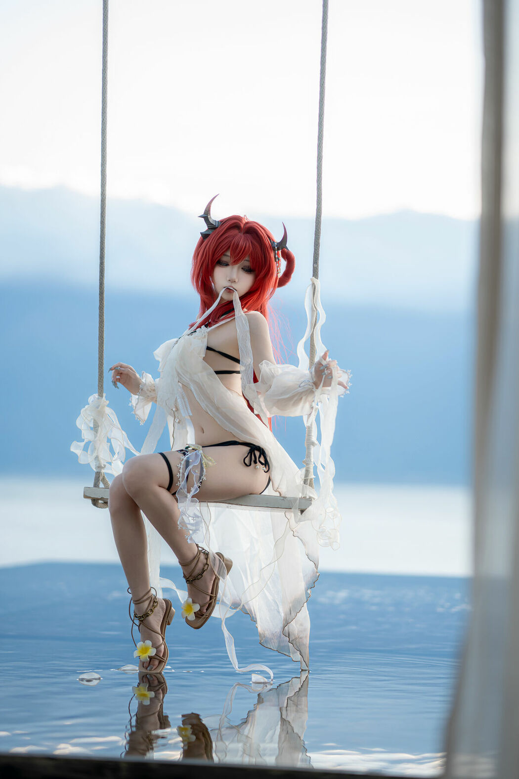 Coser@纸悦Etsu_ko – 明日方舟 史尔特尔 泳装 (38P)