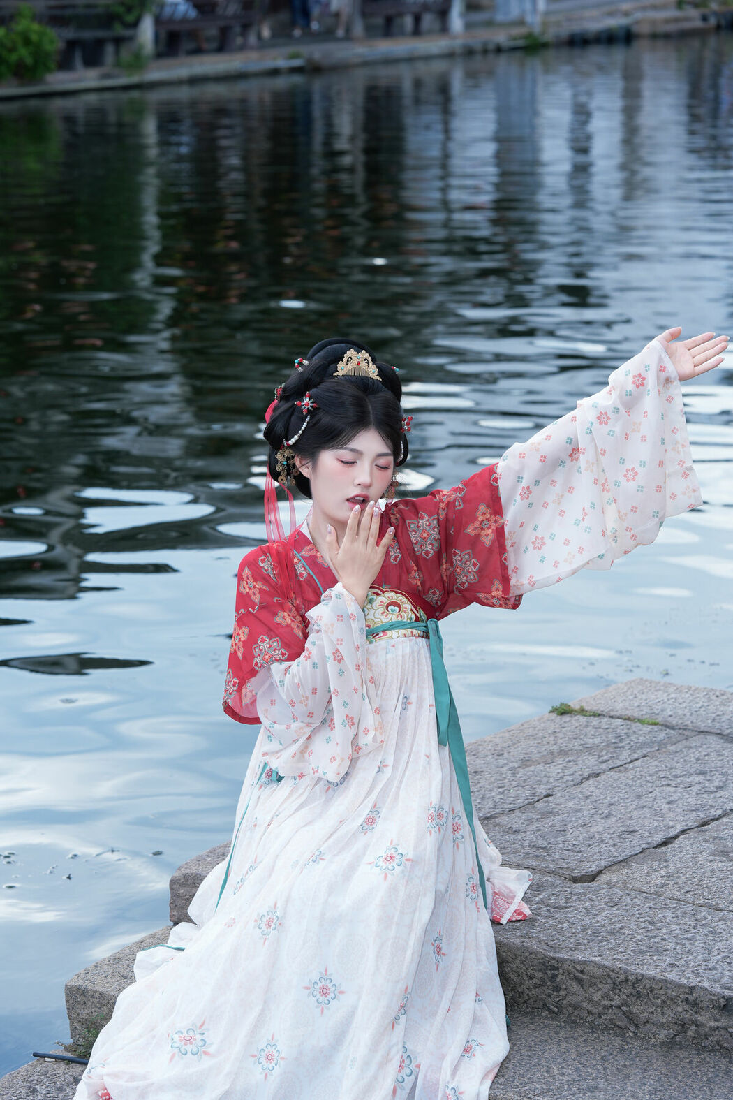 YiTuYu艺图语 Vol.9946 Xiao Qiang Wei (15P)