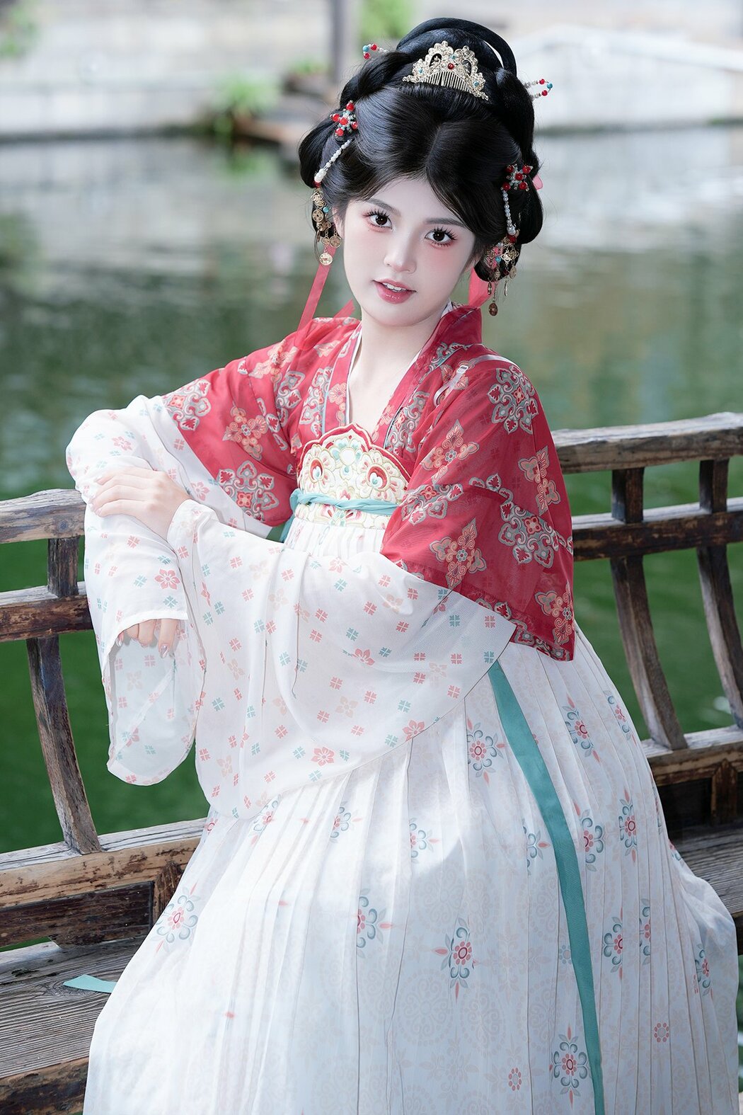 YiTuYu艺图语 Vol.9946 Xiao Qiang Wei (15P) Cover Photo