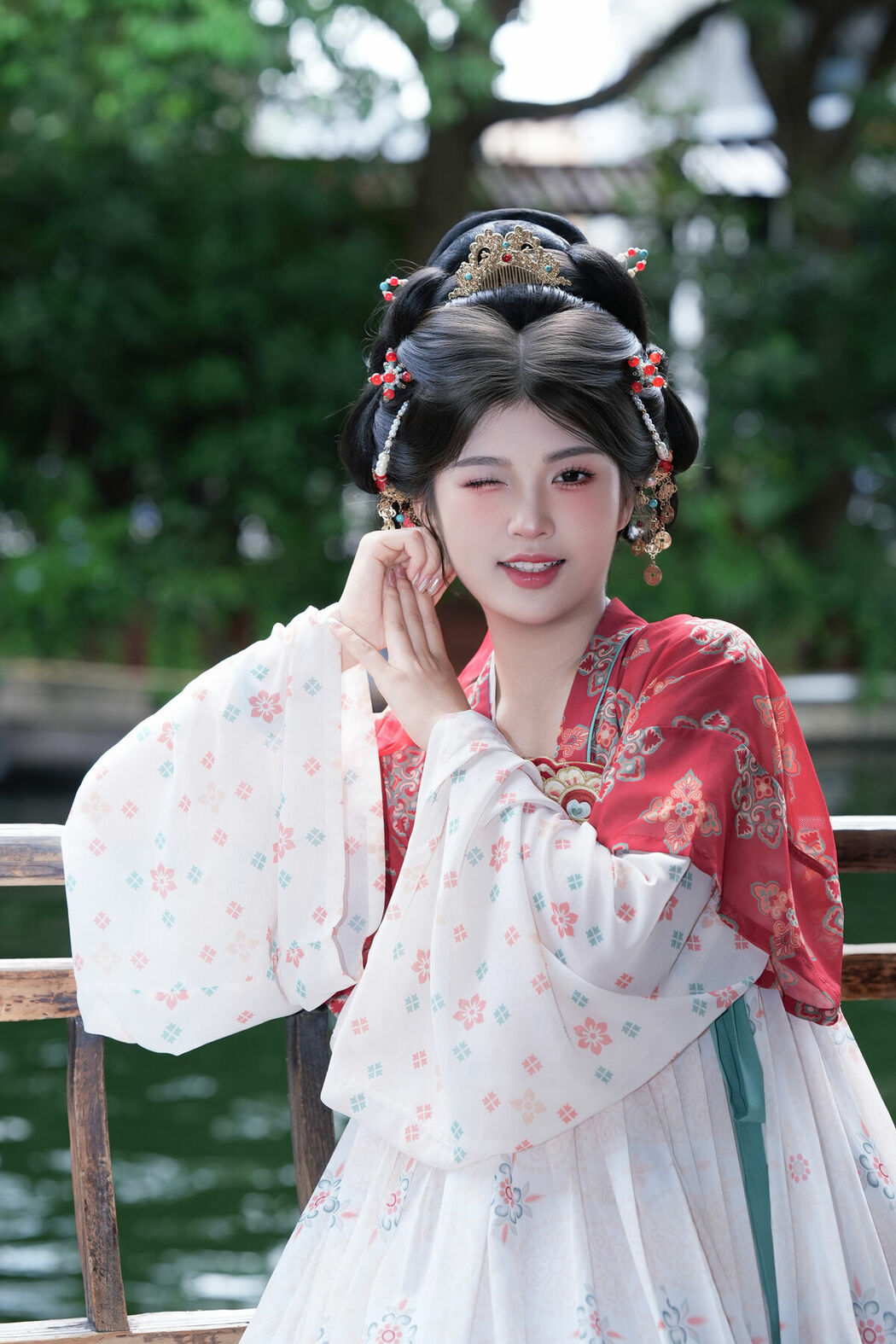 YiTuYu艺图语 Vol.9946 Xiao Qiang Wei (15P)