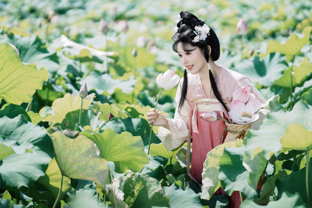 YiTuYu艺图语 Vol.9944 Gui Hua Ya (21P)