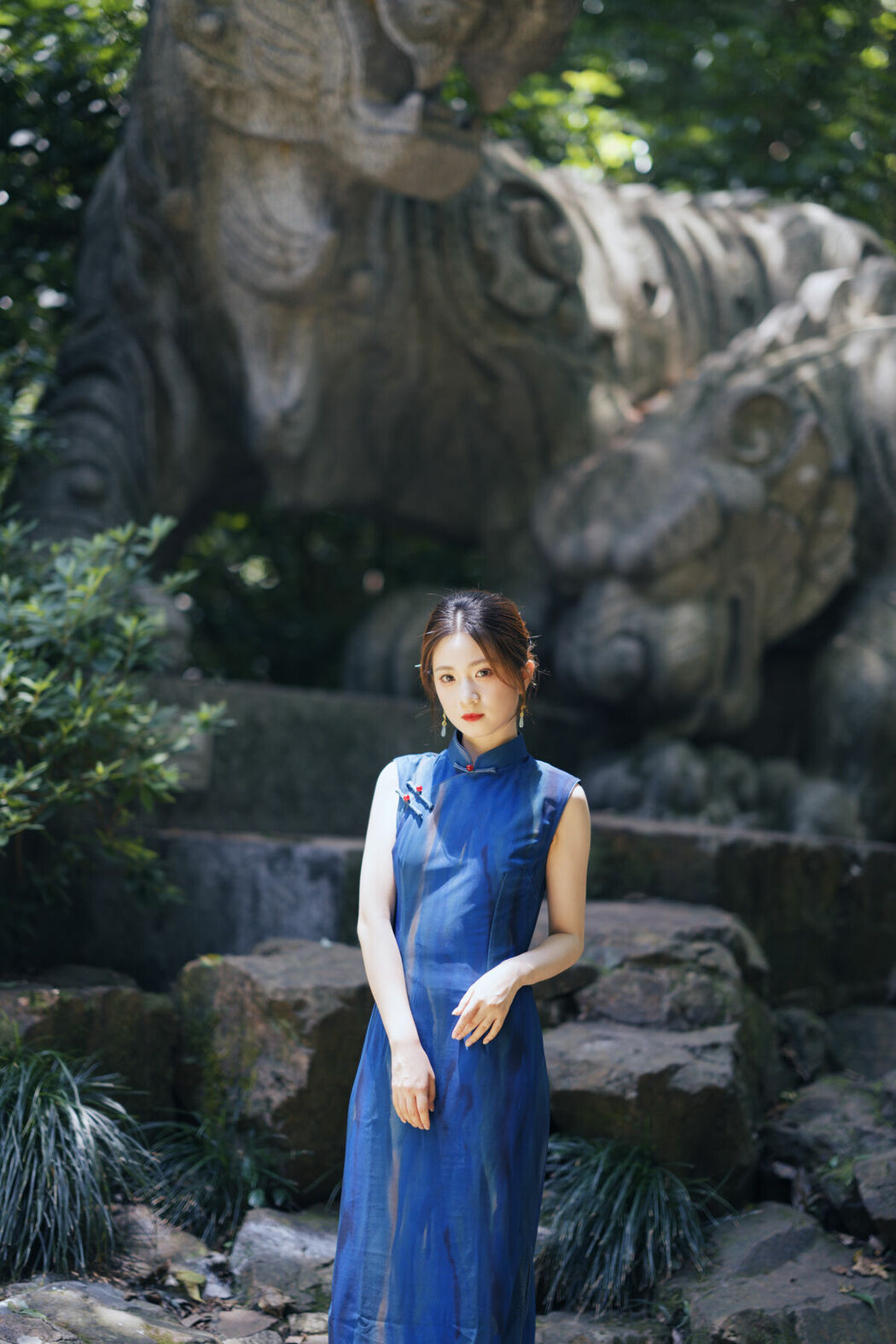 YiTuYu艺图语 Vol.9949 Li Li (54P)