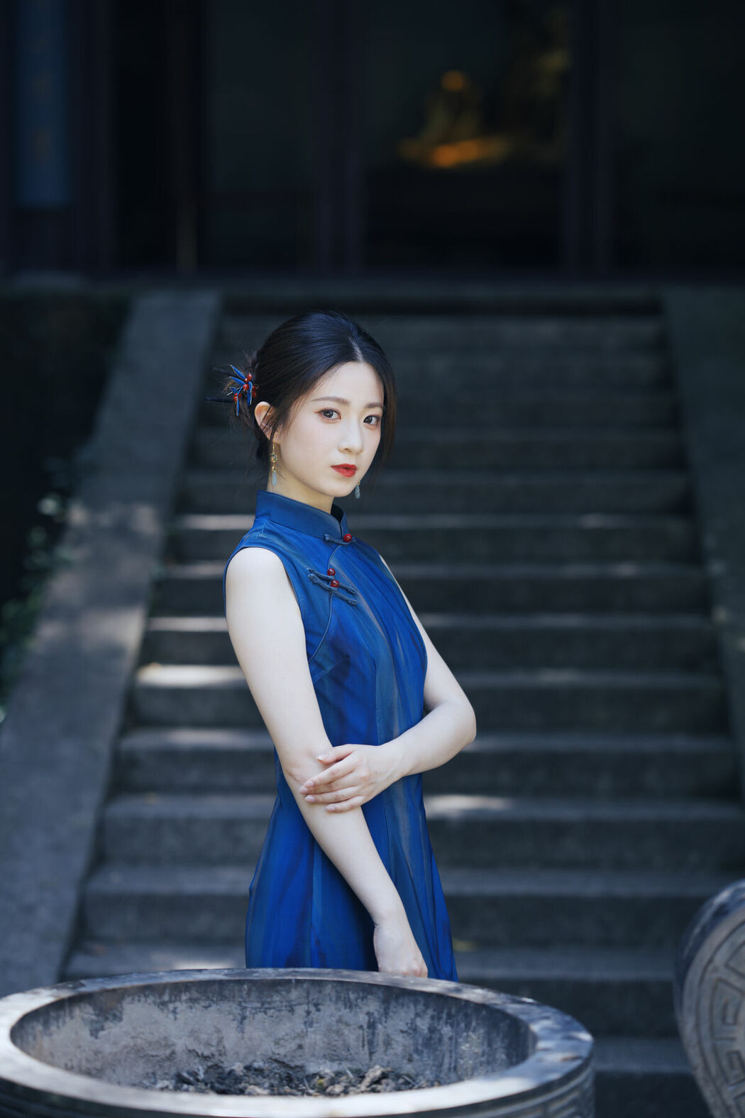 YiTuYu艺图语 Vol.9949 Li Li (54P)
