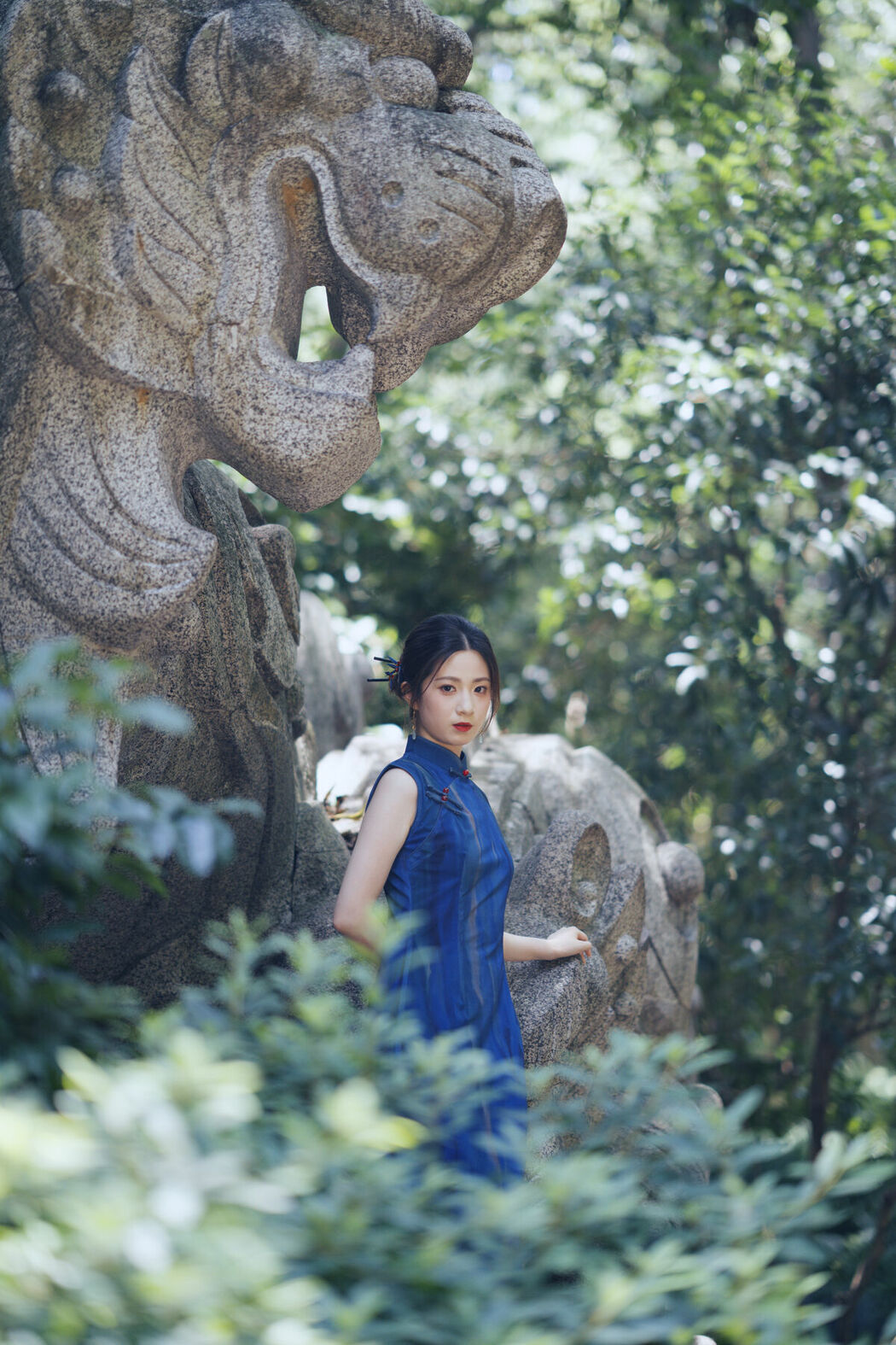YiTuYu艺图语 Vol.9949 Li Li (54P)
