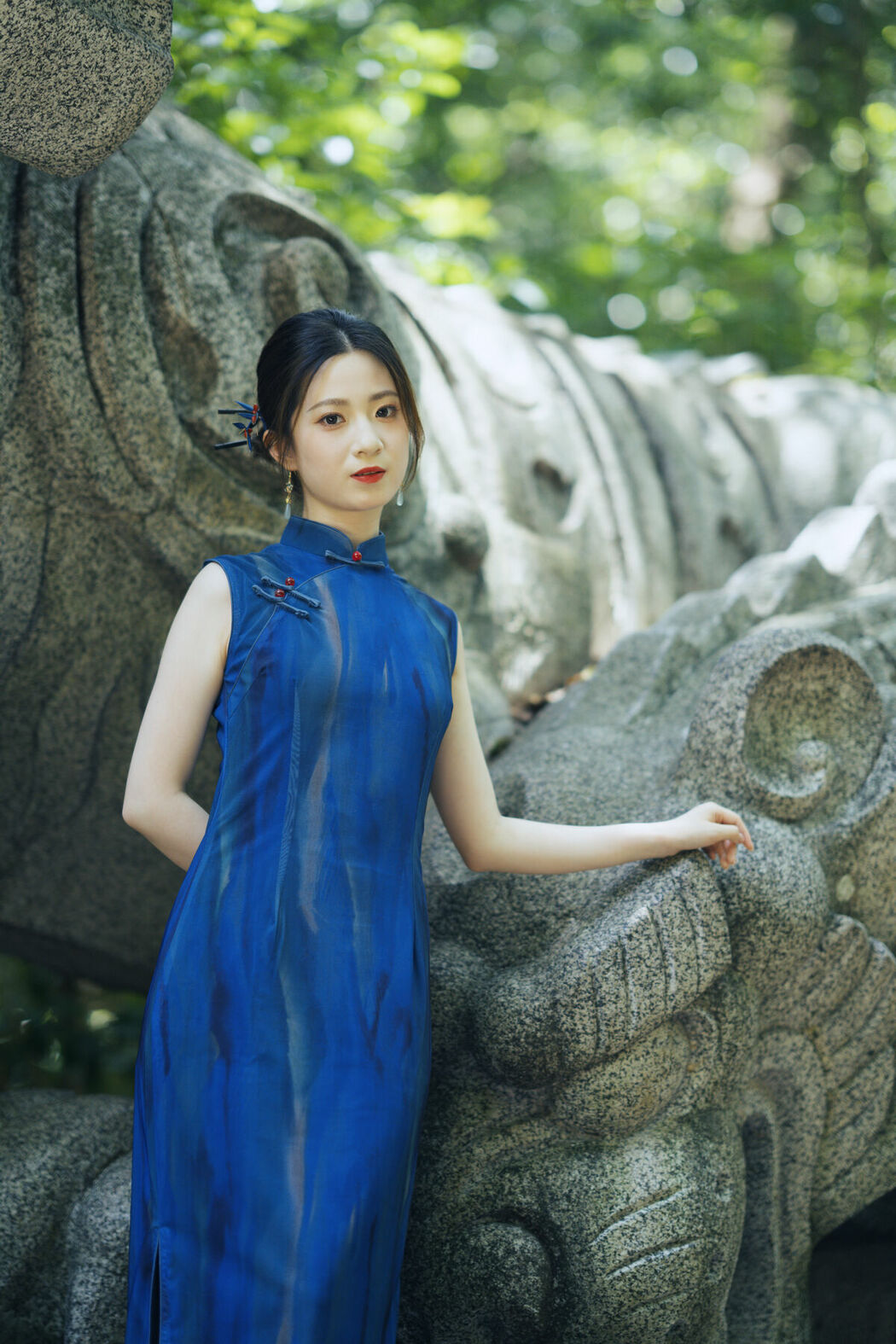 YiTuYu艺图语 Vol.9949 Li Li (54P)
