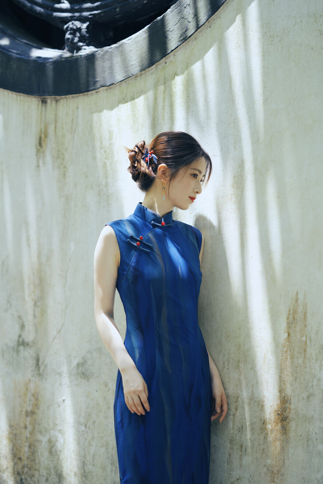 YiTuYu艺图语 Vol.9949 Li Li (54P)