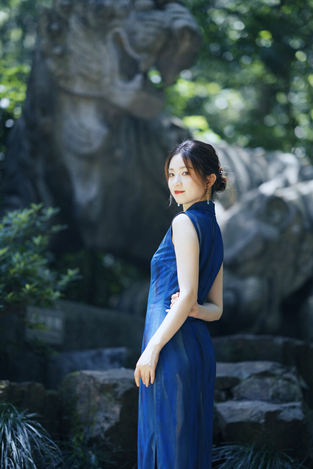 YiTuYu艺图语 Vol.9949 Li Li (54P)