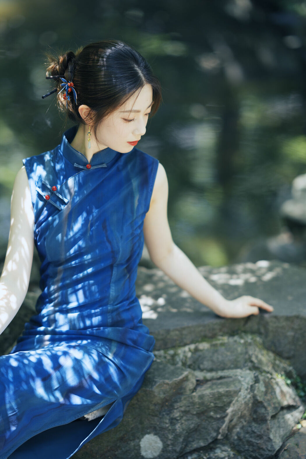 YiTuYu艺图语 Vol.9949 Li Li (54P)