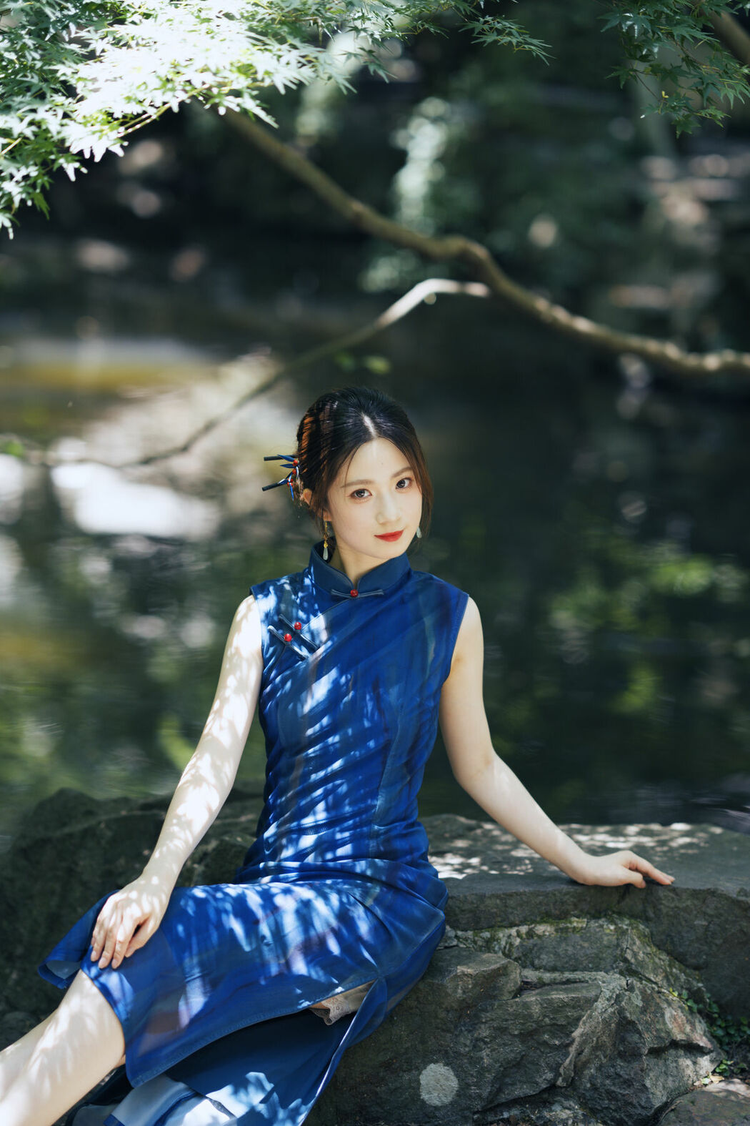 YiTuYu艺图语 Vol.9949 Li Li (54P)