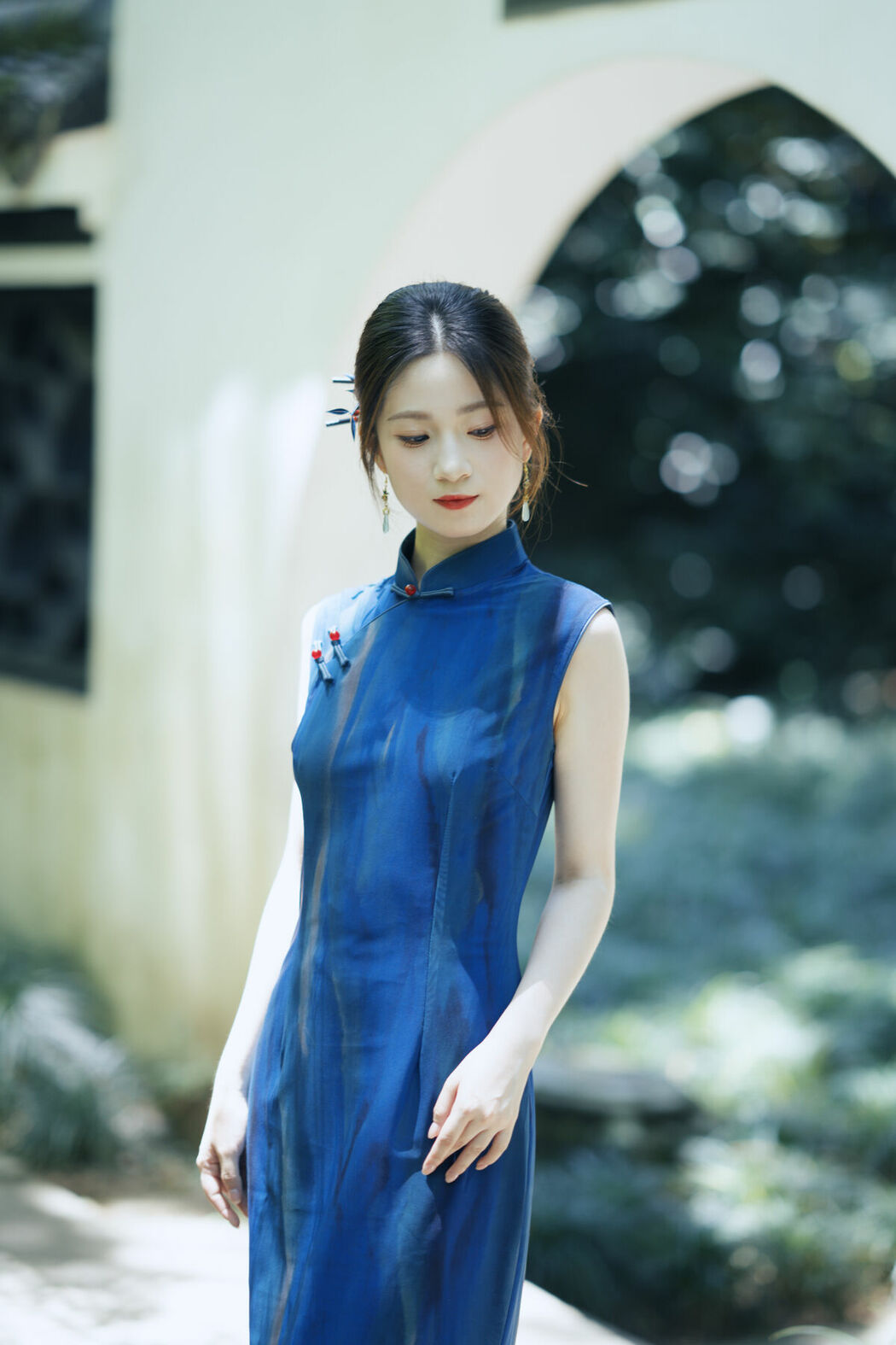 YiTuYu艺图语 Vol.9949 Li Li (54P)