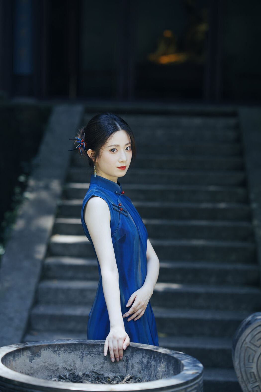 YiTuYu艺图语 Vol.9949 Li Li (54P)