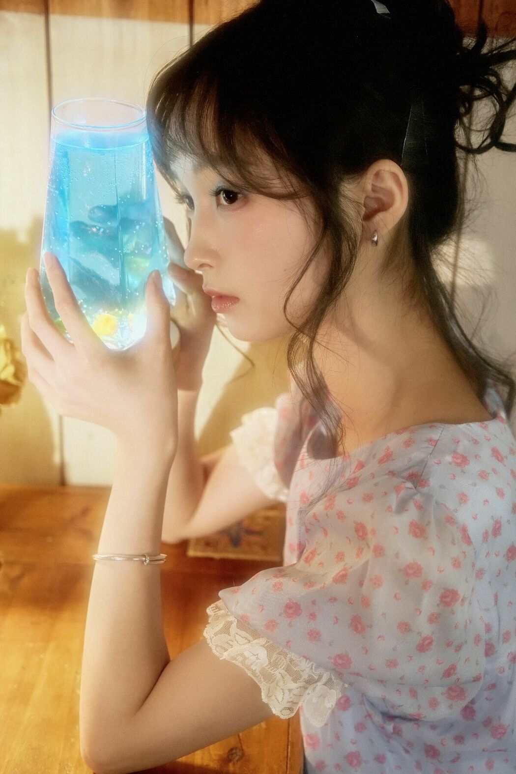YiTuYu艺图语 Vol.9950 Wu Uzutaka Shojo (22P)