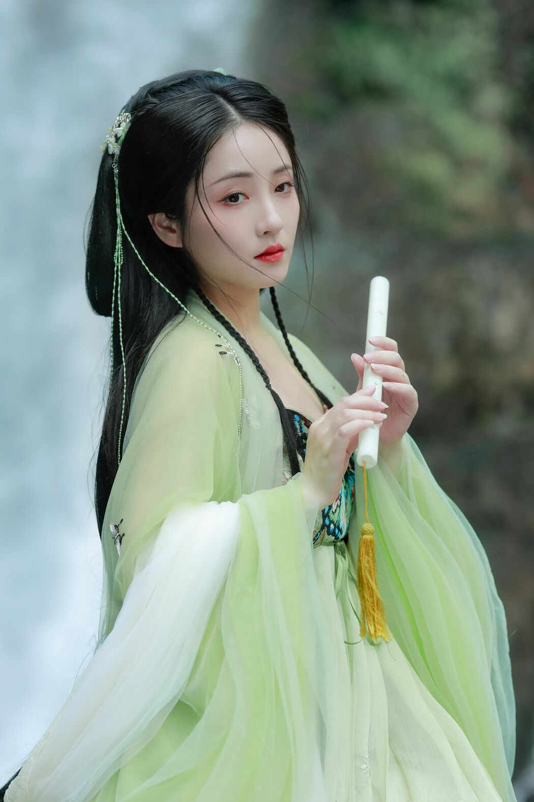 YiTuYu艺图语 Vol.9953 Xiao Wen Nuan Xiang Yao Ge Da Tai Yang (16P)
