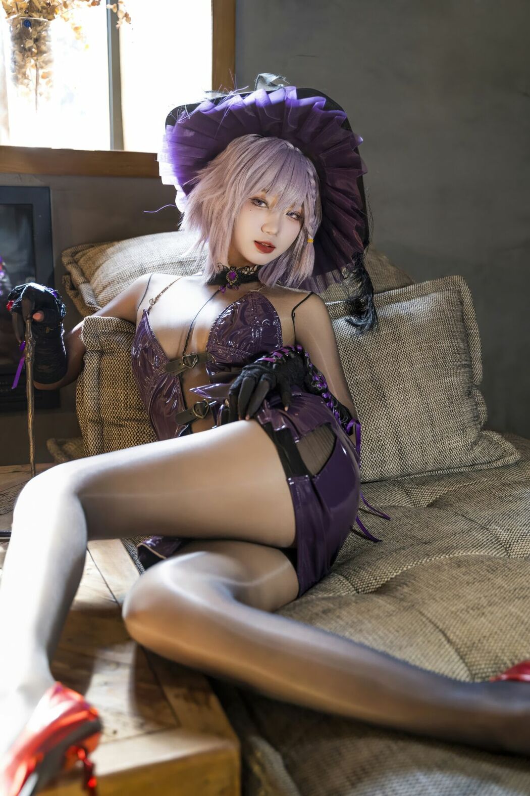 Coser@柒柒要乖哦 – 魔女契约 Part04 (55P)