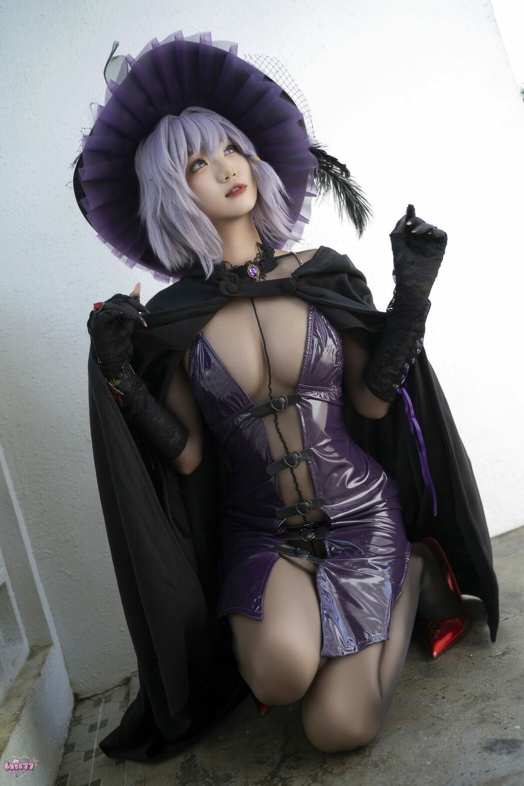 Coser@柒柒要乖哦 – 魔女契约 Part02 (55P)
