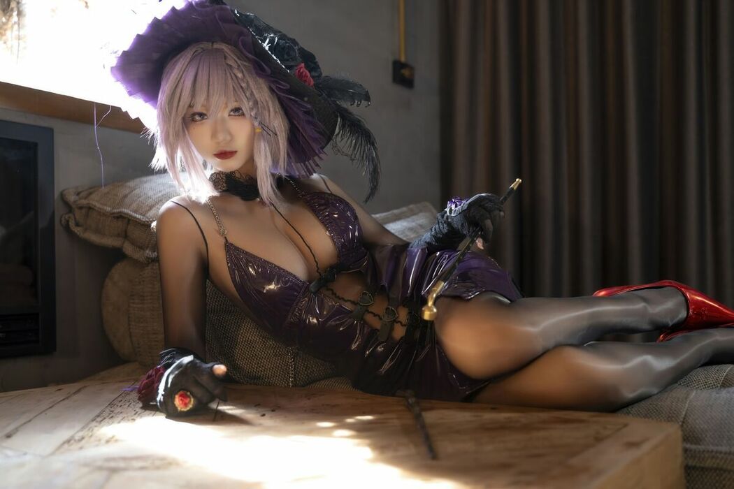 Coser@柒柒要乖哦 – 魔女契约 Part04 (55P)