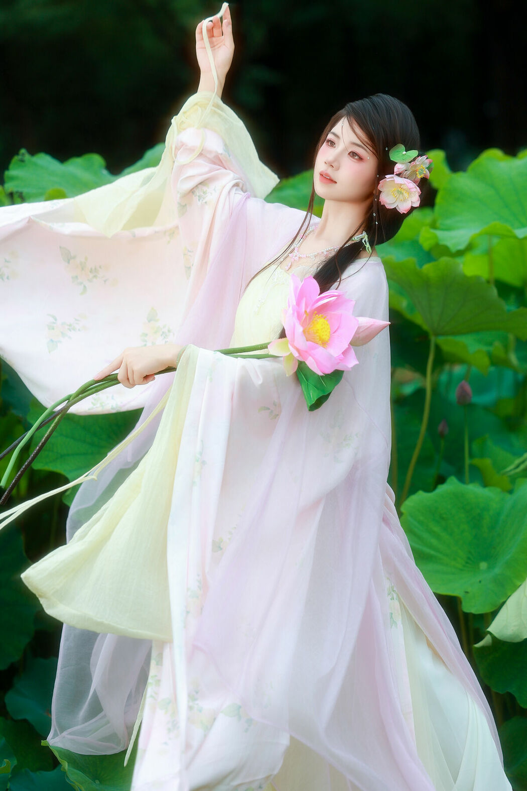 YiTuYu艺图语 Vol.9955 Xiao Du Tong Xue (57P)